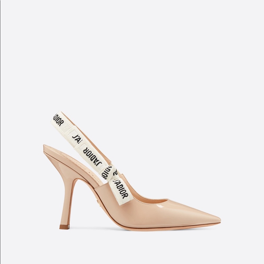 Preowned Christian Dior kitten heel beige shoes